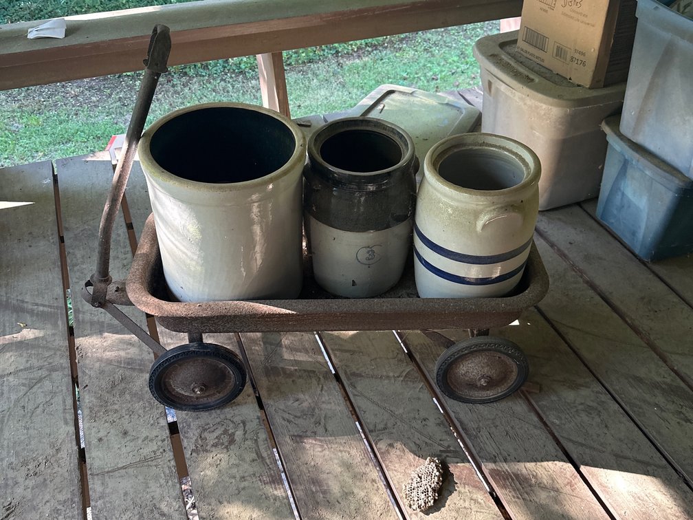 Jugs with wagon 