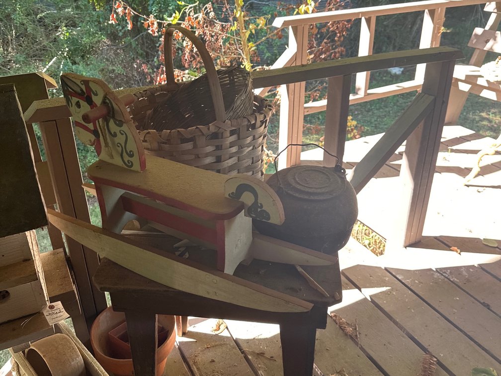 Rocking horse cast iron pot and baskets