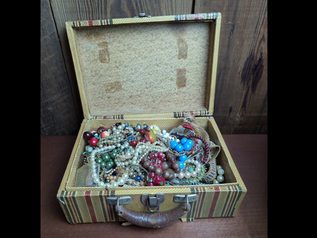 Vintage costume jewelry 