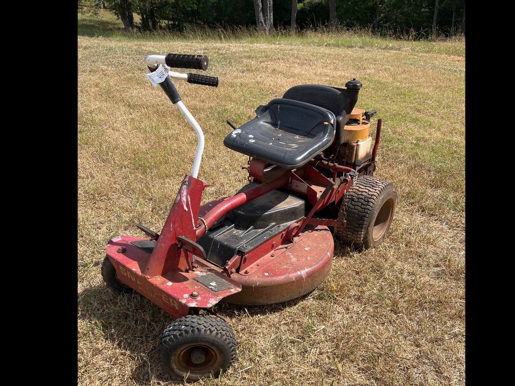 Snapper Riding Lawnmower
