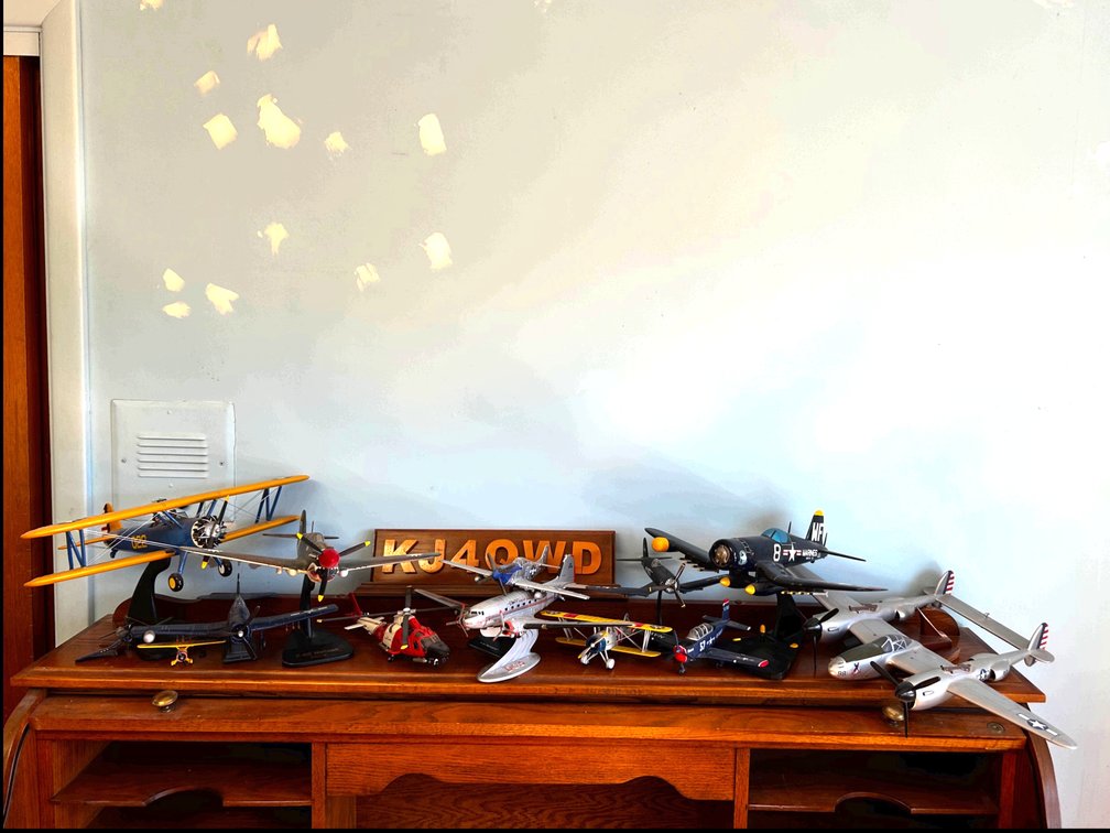 Model Airplanes