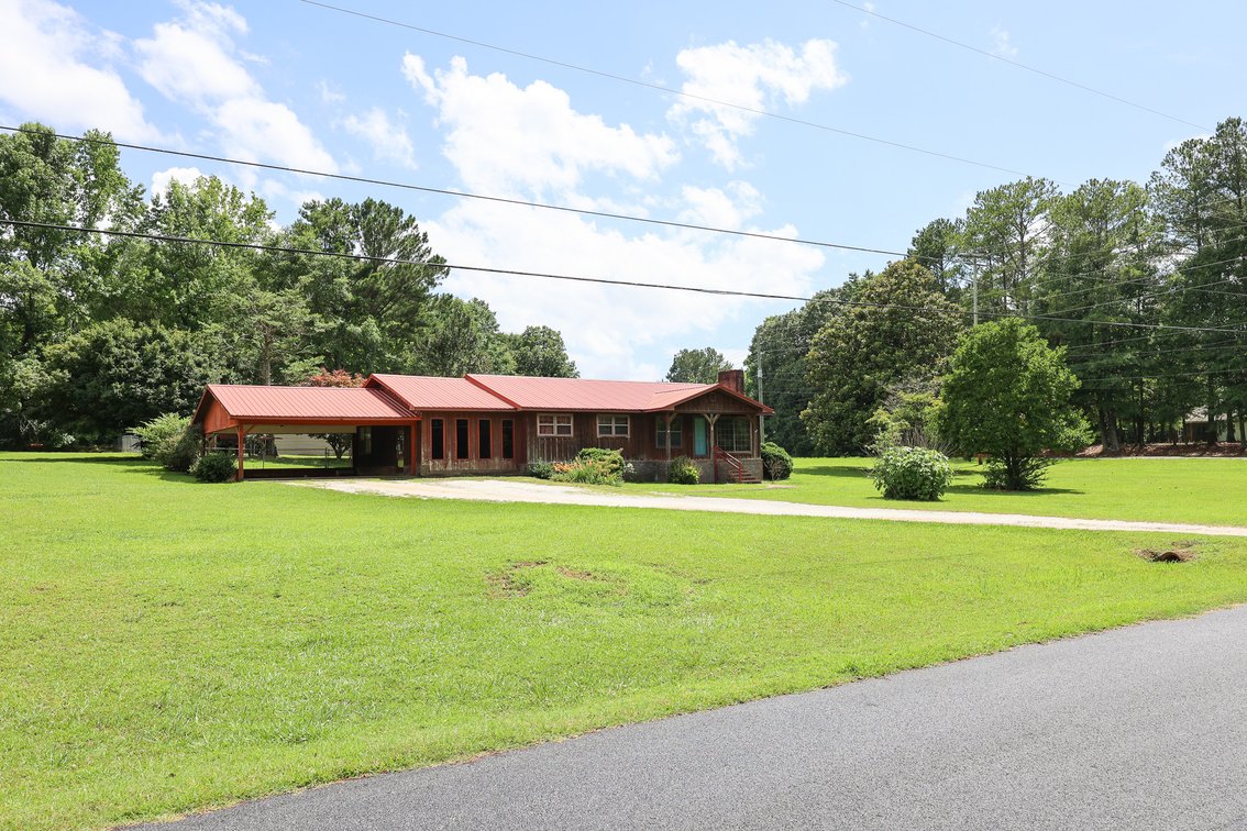 Image for Ashland, AL Home Auction — 3BR/2BA Ranch on Corner Lot