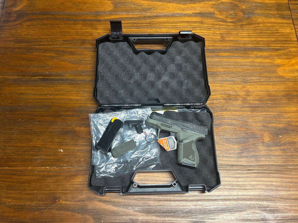 Taurus GX4 9mm