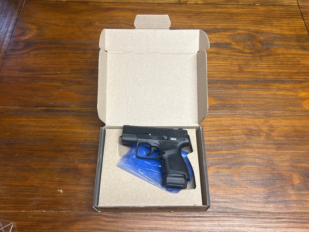 Beretta APX-A1 9mm