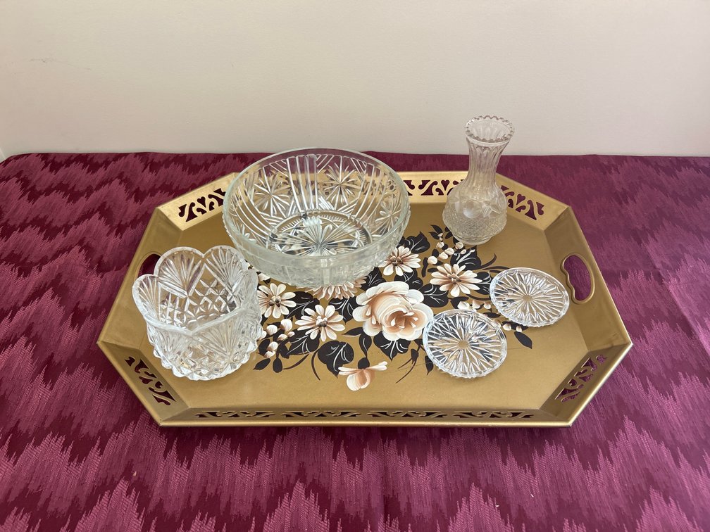 Assortment of decorative Crystal pieces