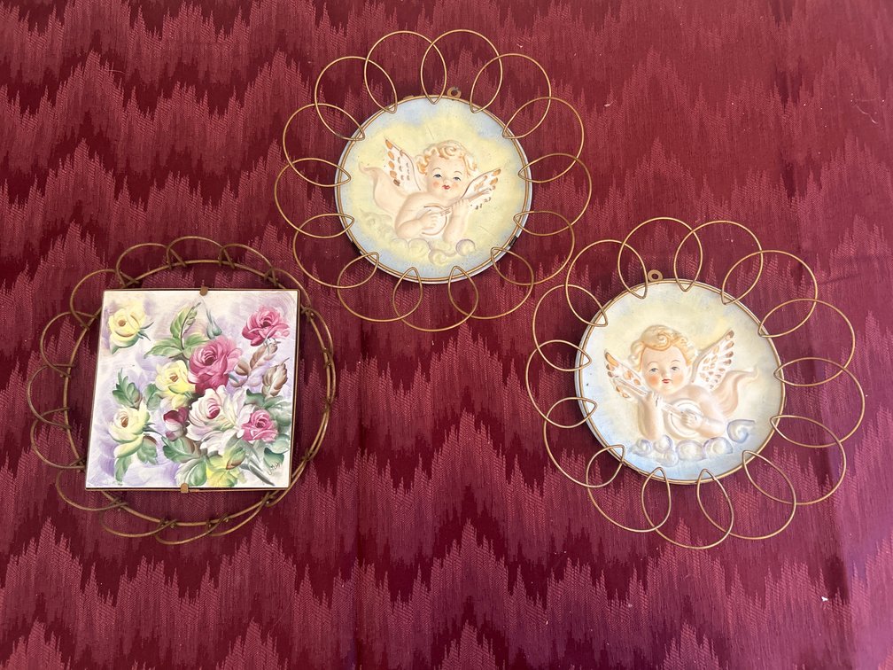 3 Wall Decorations