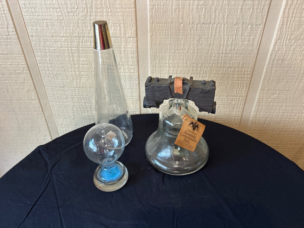 Bicentennial Commemorative Liberty Bell Bottle, Crookes Radiometer