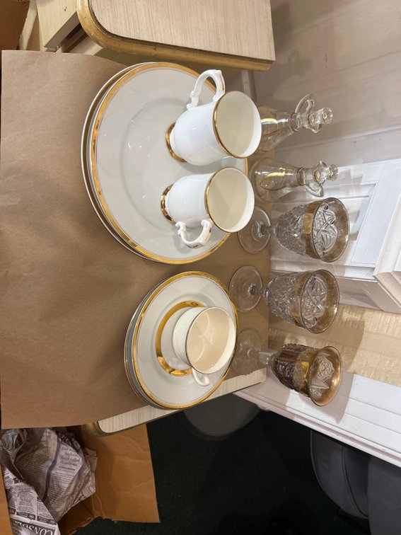 Gold Trimmed Glassware with Gold Trimmed Plates