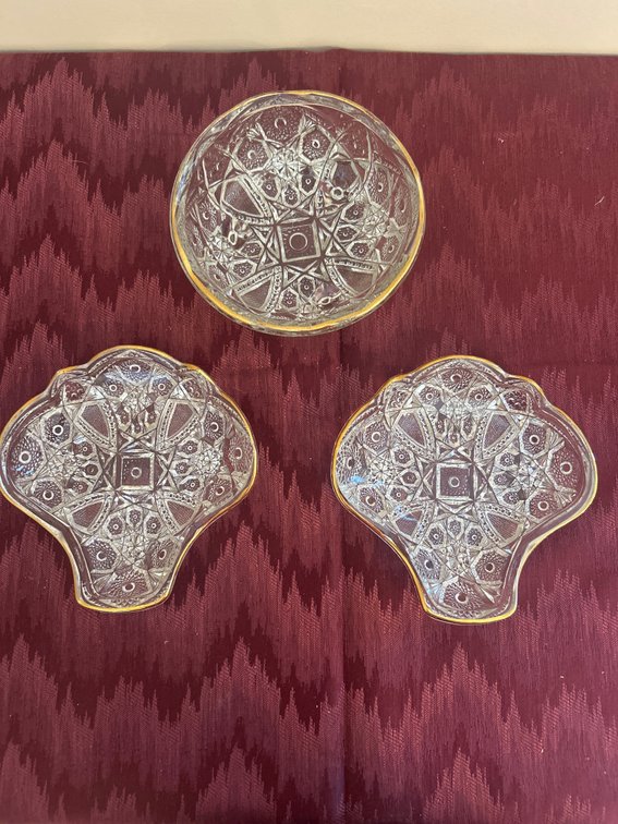 McKee glass Fentec Clover Shaped dishes