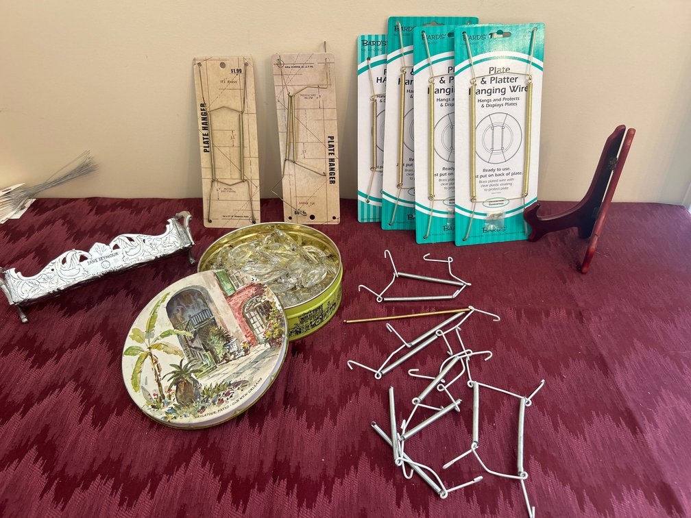Plate Hangers, Jane Seymour Shelf