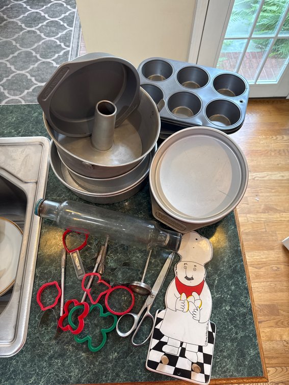 Cookie Cutters, Cake Pans