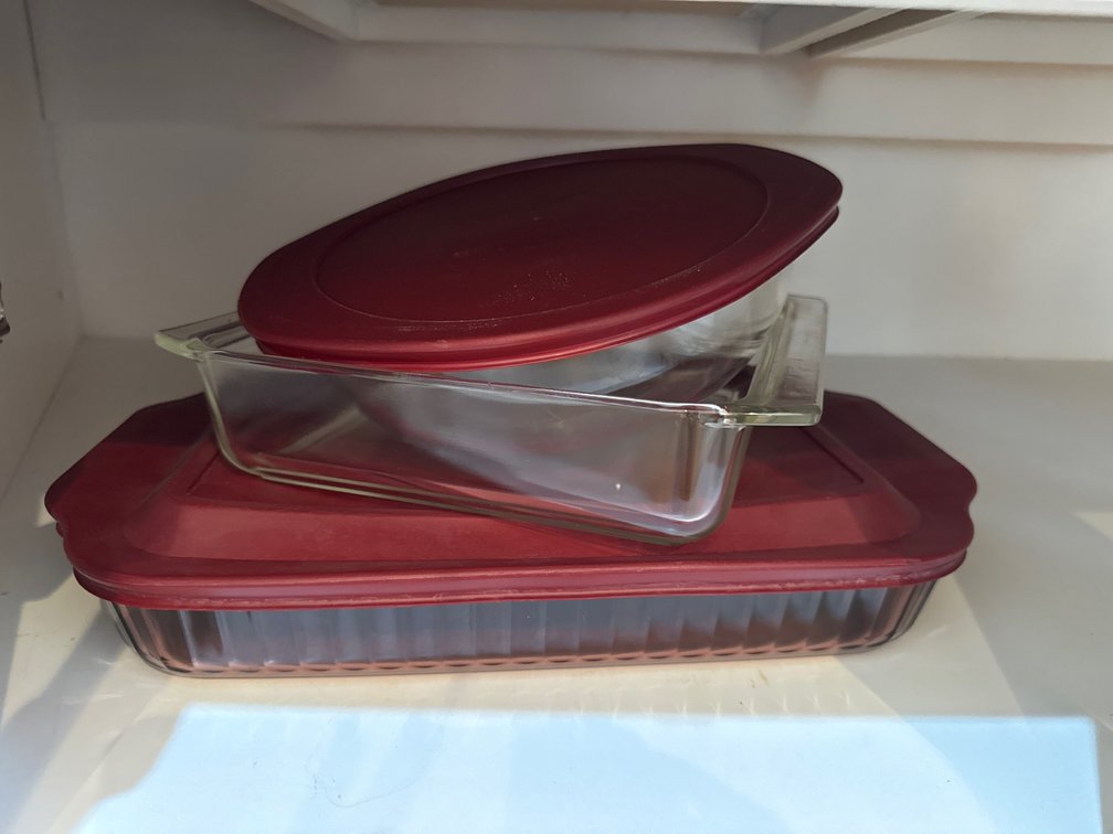 Casserole Dishes with Lids