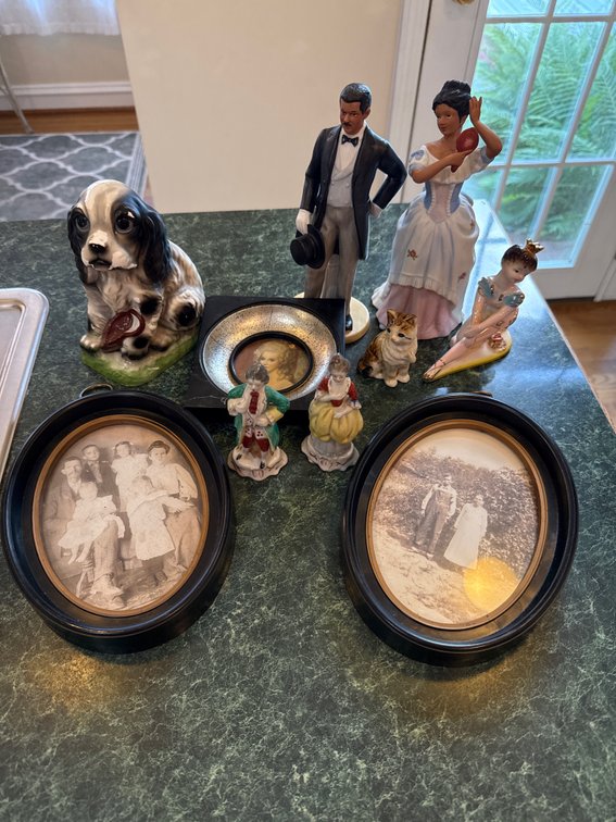 Figurines and Decorations