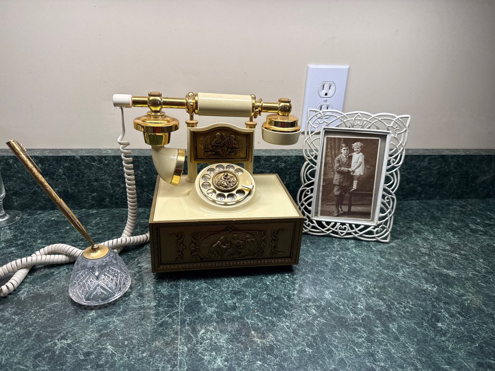Vintage Western Electric French style rotary telephone with Picture Frame