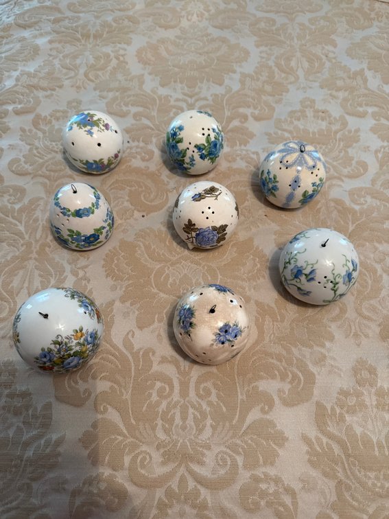 Vintage Pomander Balls - Potpourri scent diffusers
