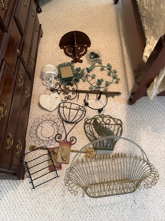 Vintage-style plant holders - metal wall baskets - wood wall shelf