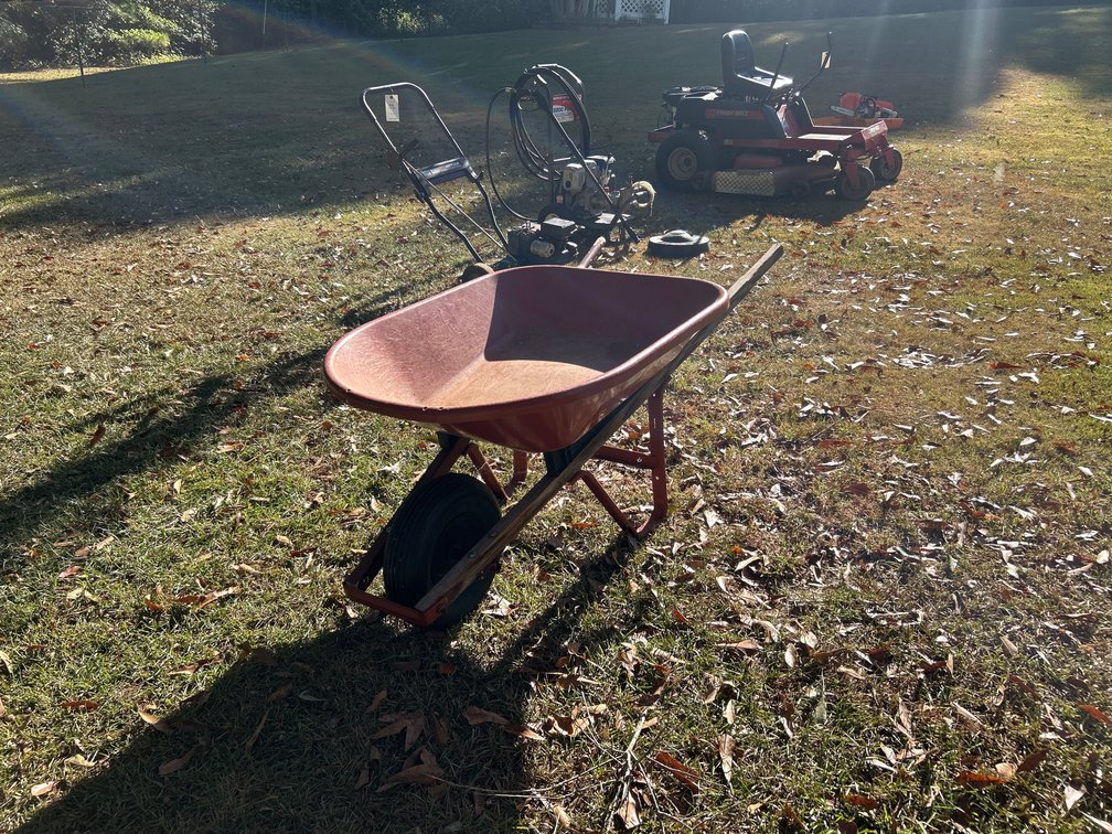 True Temper Wheelbarrow