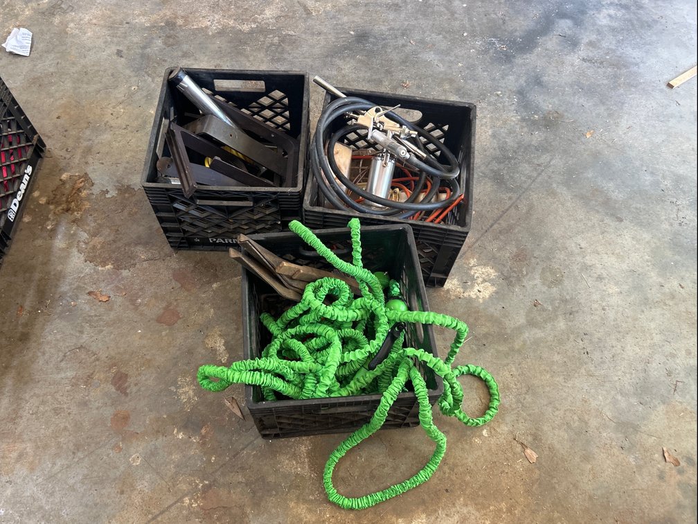 Paint Gun, Hose Pipe, Etc