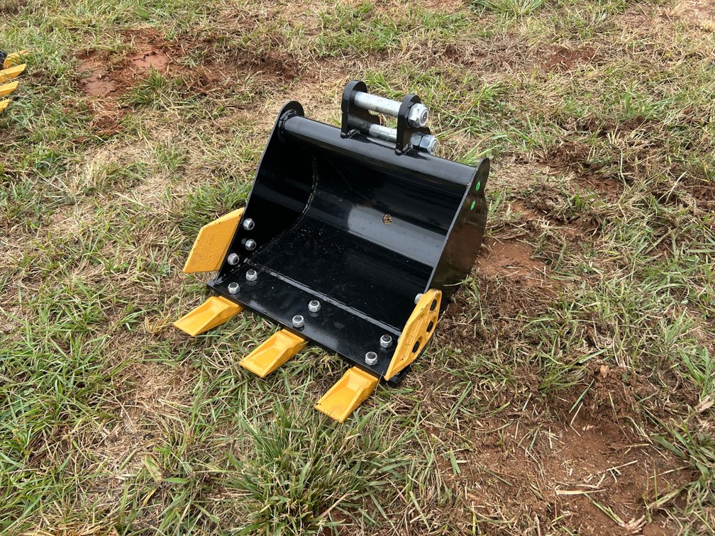 Mini X 16in Bucket