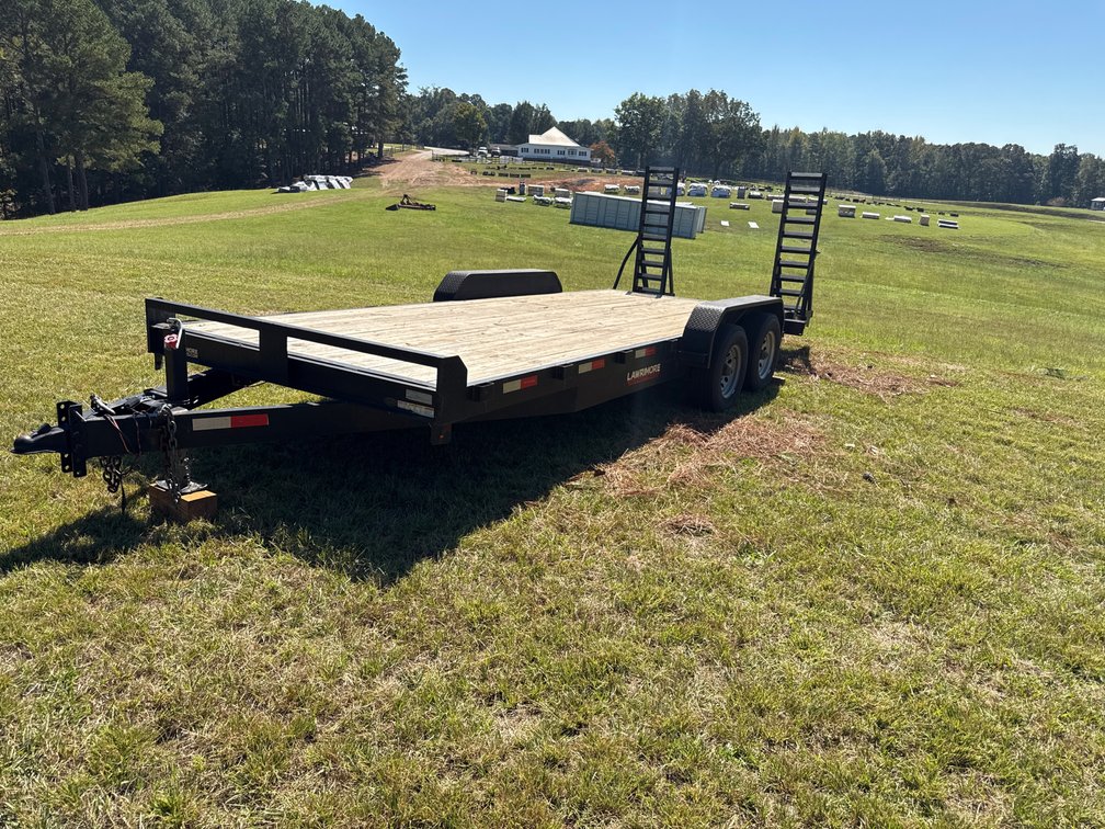 Lawrimore Equipment Trailer 7’x20’ with 2’ dove