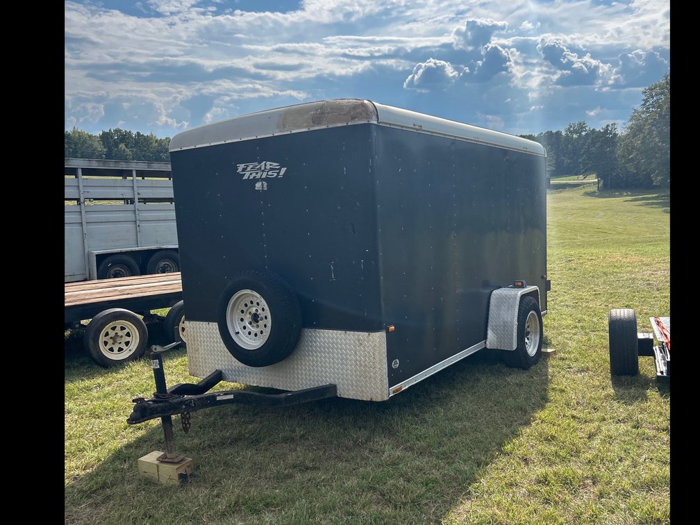 10ft x 6ft Enclosed Trailer