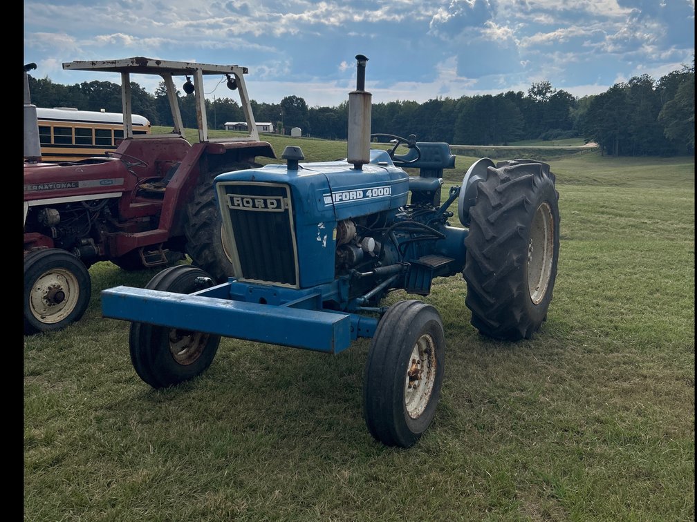 Ford 4000 Tractor 