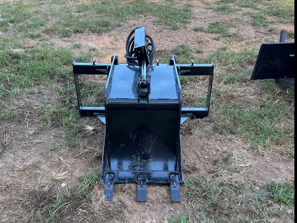 Quick Attach 20in Stump Grapple Bucket 