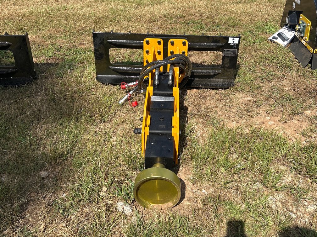 Quick Attach Post Driver