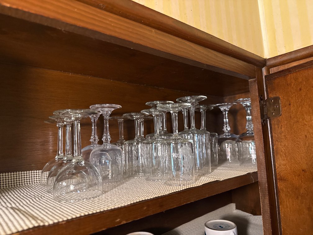 Glasses with Lady Design 