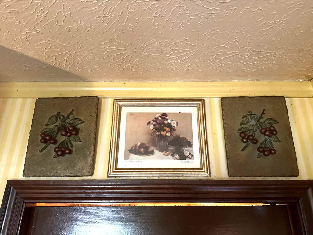 Fruit Wall Decor with Hanging Spice Rack 