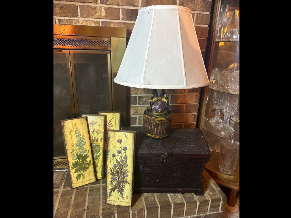 Chest, Monkey Lamp, Pictures 