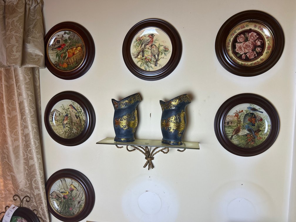 Franklin Mint Plates with Frames and Shelf with Contents 
