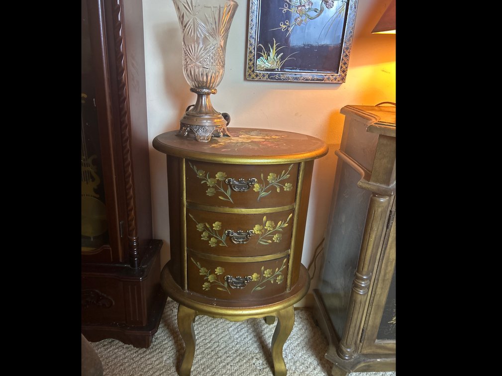 Side Table with Drawers with Lamp