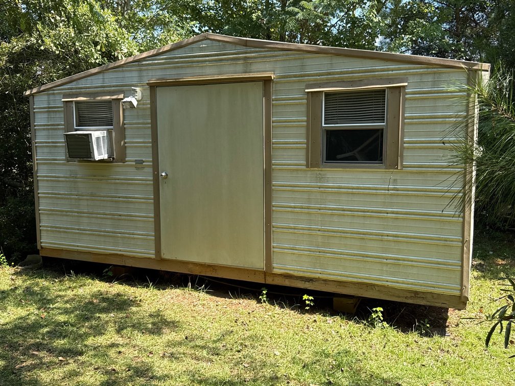 Building 3 Size 16’ 1” x 8’ 1”