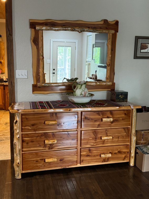 Cedar Bedroom Set Complete w/Queen Headboard, Footboard, Dresser, Mirror, Chest and 2 Night Stands