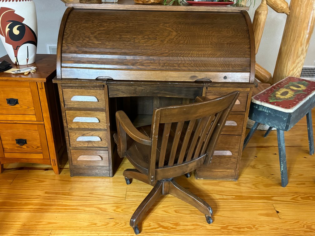 Roll Top Secretary Desk & Chair