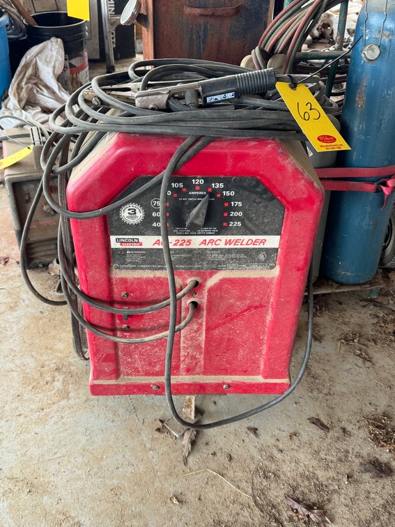 Lincoln 225 amp Arc Welder