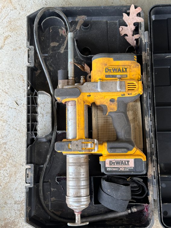 DeWalt 20v Lithium Cordless Grease Gun w/Battery (No Charger)