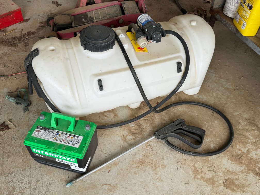 Spot Sprayer and Battery