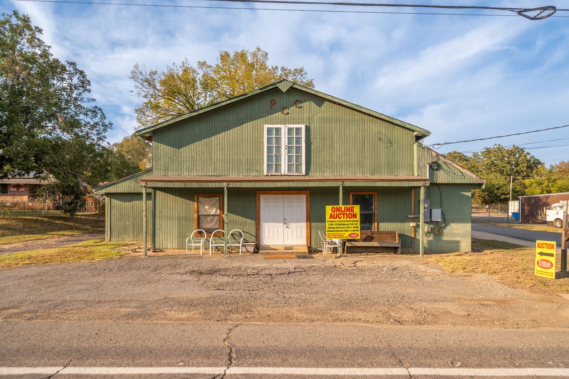(Property #2) 2,448± SF Building on 0.19± AC Corner Lot ~ 606 Aplin Avenue, Perryville, AR 72126