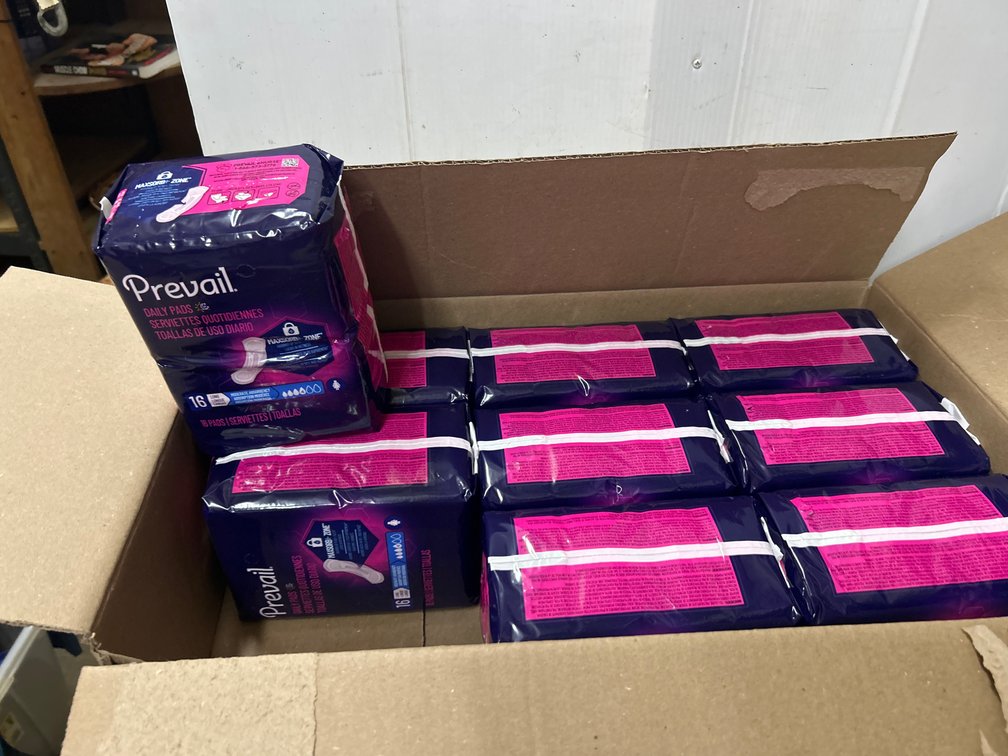 (9) Prevail Daily Pads