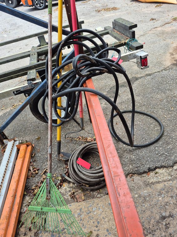 (2) garden hoses, rakes, hoe
