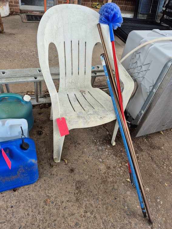 Resin patio chair ++