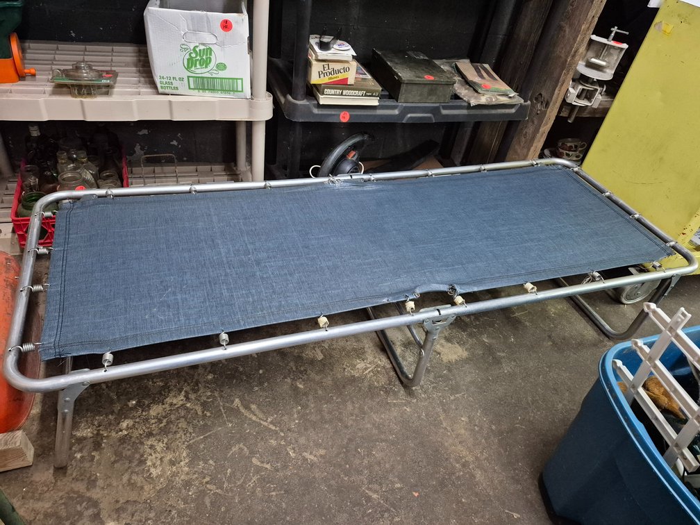 5½ft folding camping cot