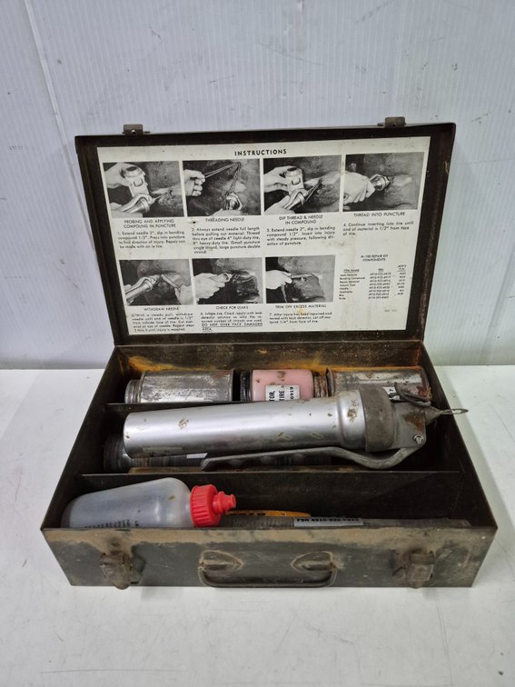 Vtg tubeless tire repair kit in metal case