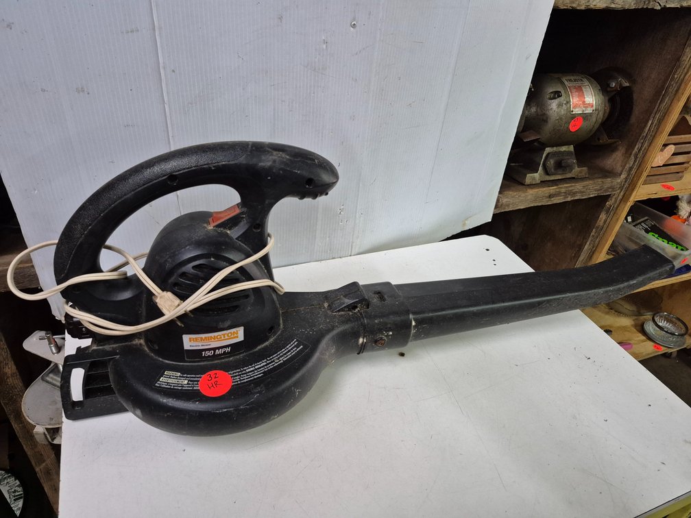 Remington 150mph electric leaf blower
