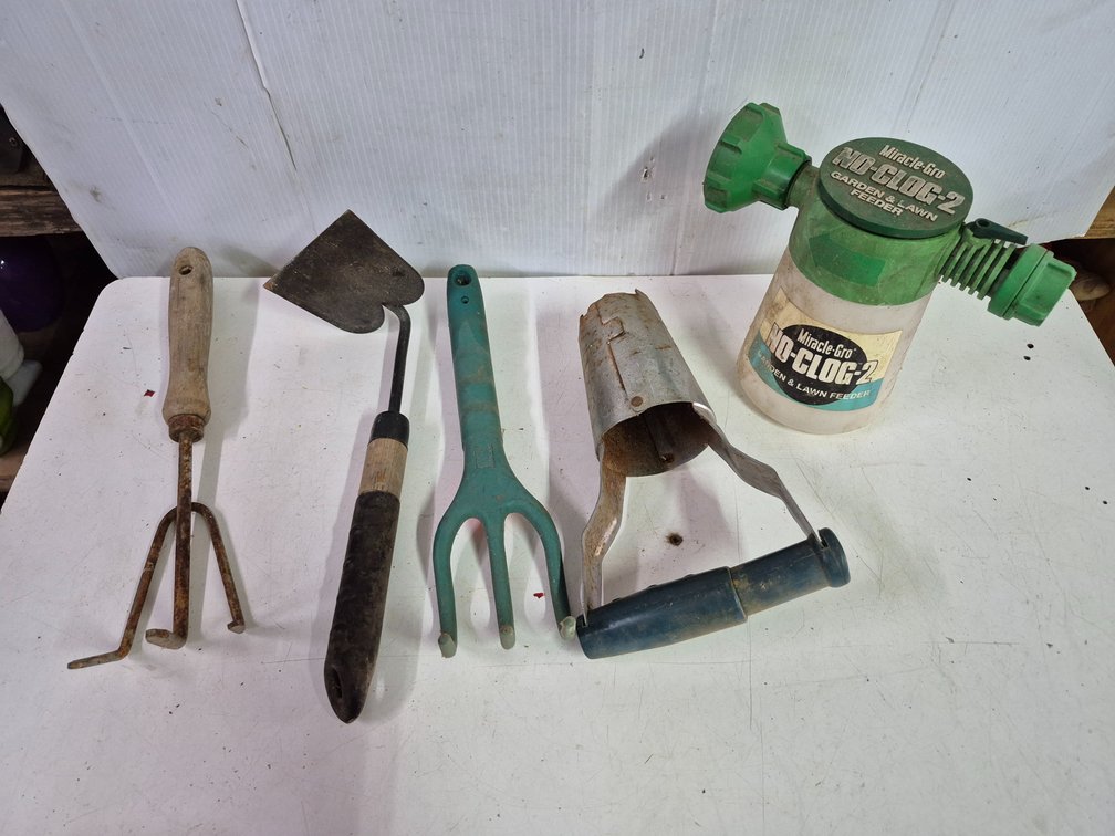 Lawn and garden tools