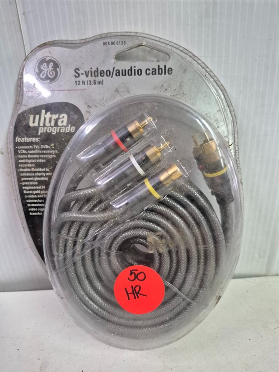 New sealed 12ft S-video/audio cable