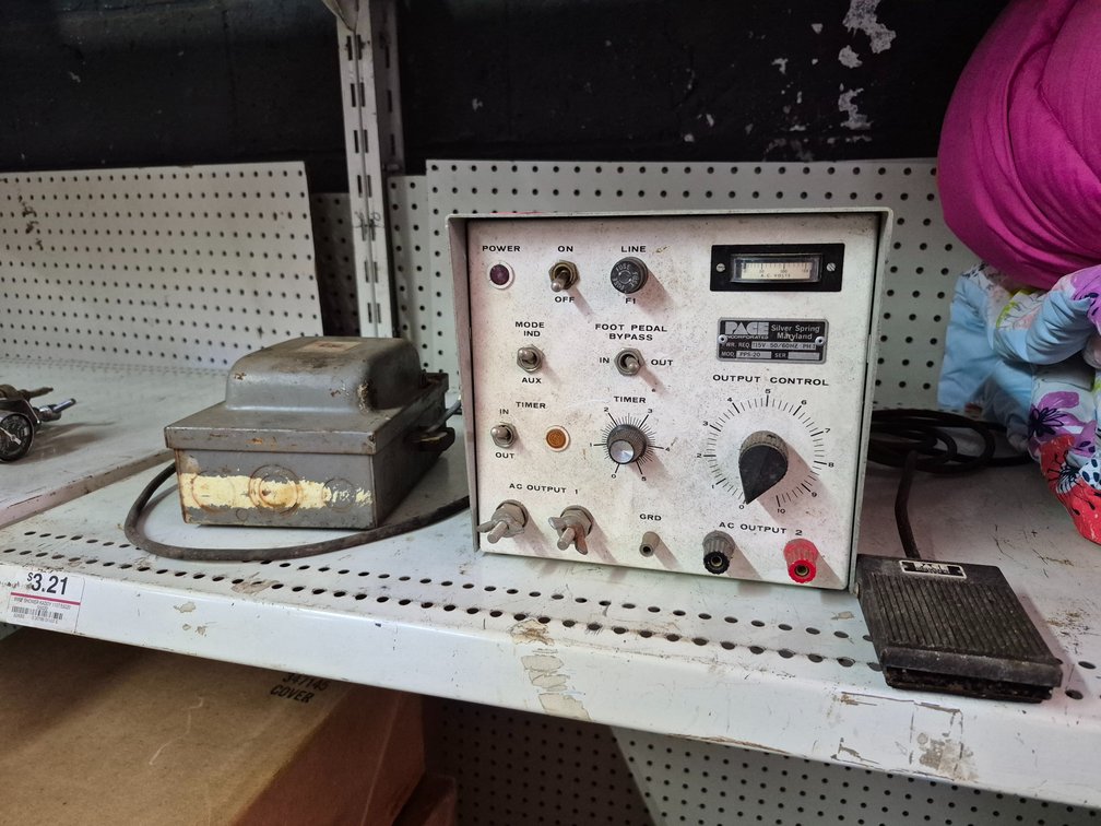 Pace PPS-20 soldering station, vtg fuse box