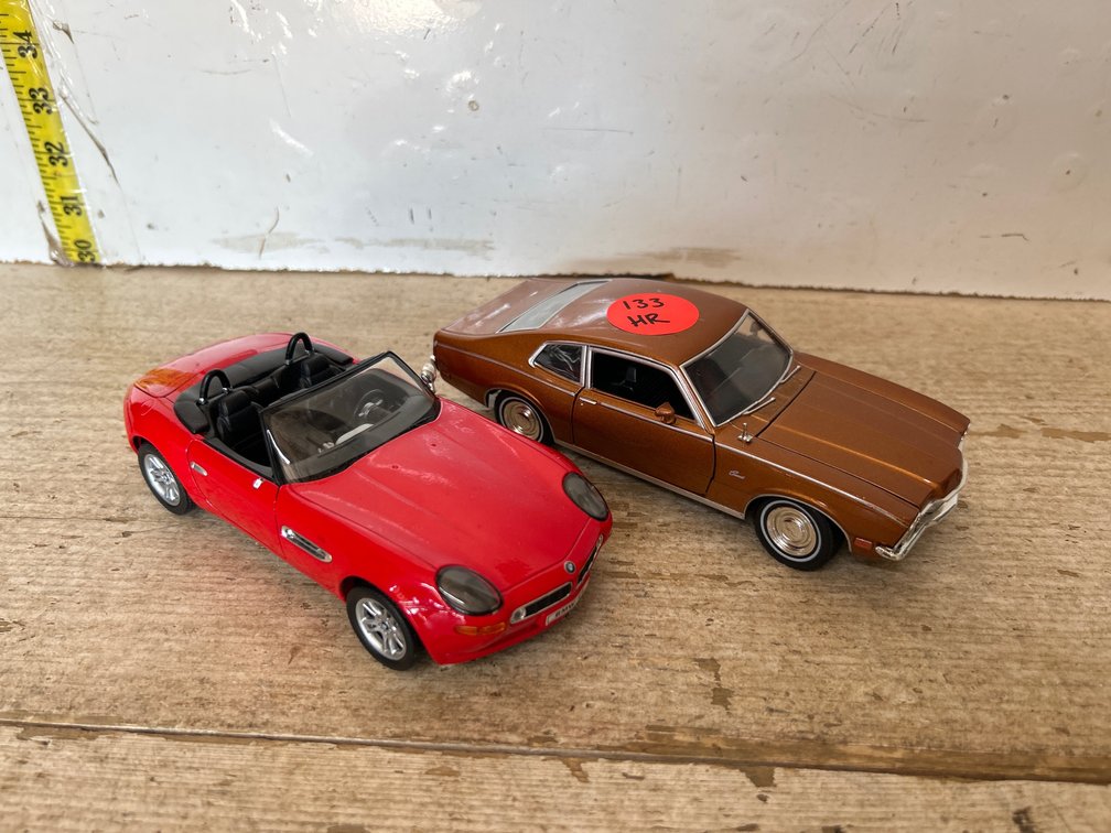 Welly BMW Z8 1/24, Motor Max 1971 Mercury Comet 1/24